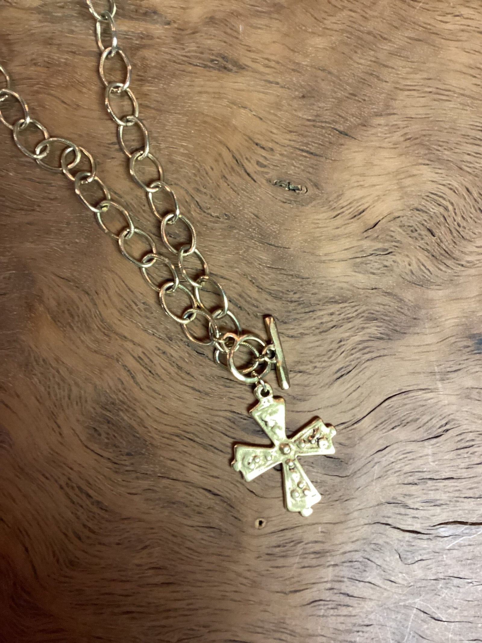 Antique Gold Cross Chunky Chain Gold