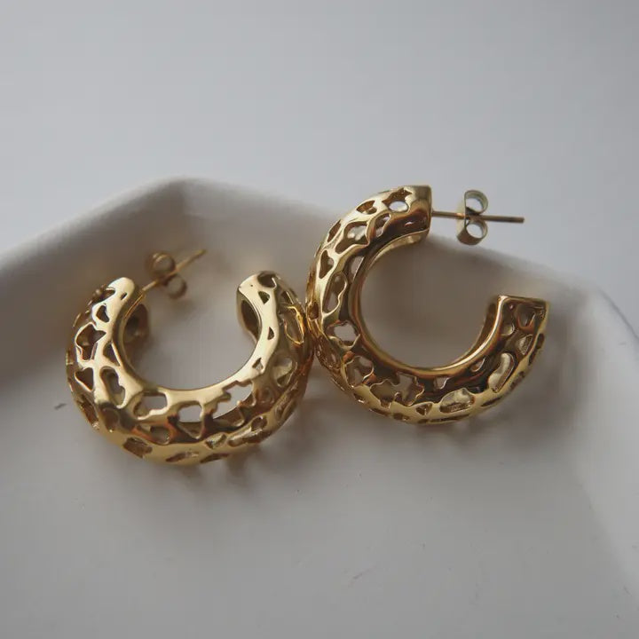 Margot hoop earring