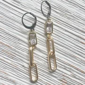 Matte paper clip gold Earings